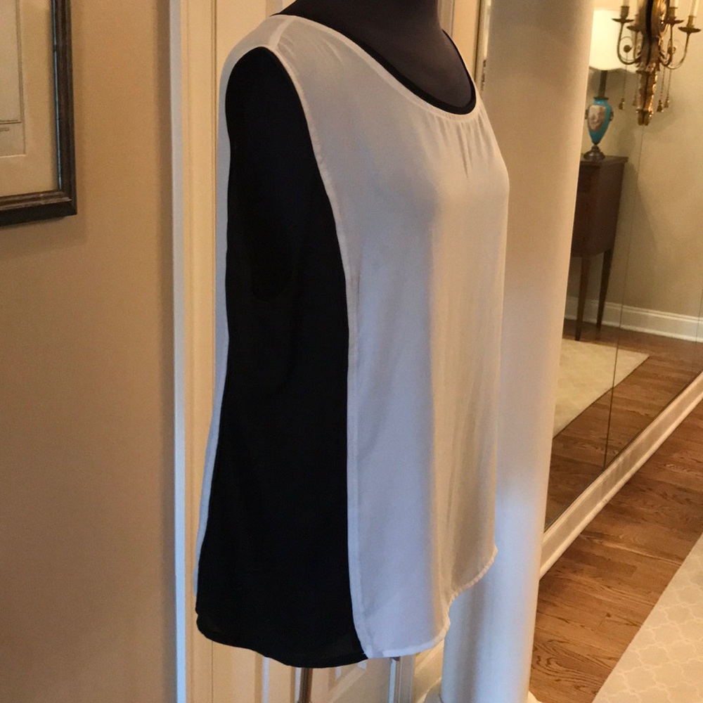 Blouse - Picture 2 of 5